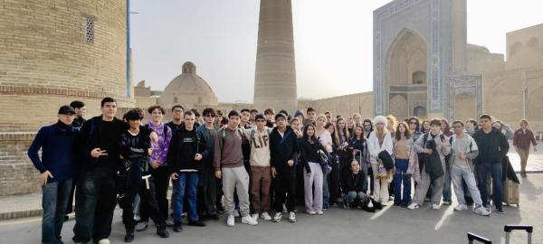 Лицеисты МГИМО-Ташкент изучают культурное наследие Бухары
