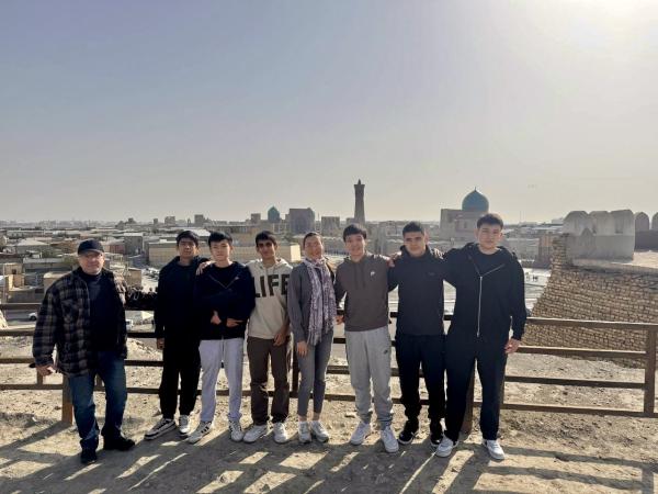 Лицеисты МГИМО-Ташкент изучают культурное наследие Бухары